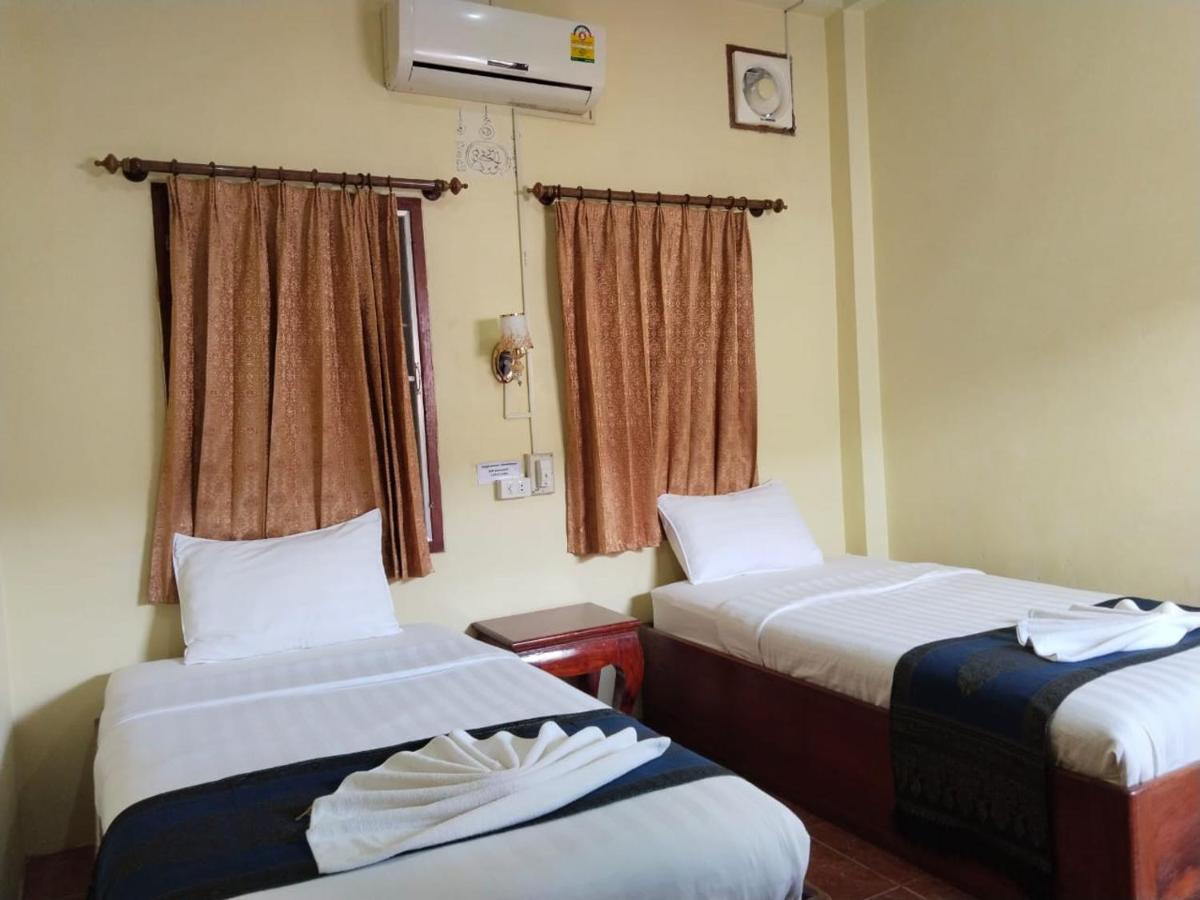 Thipphaphone Guesthouse MuangMuangpakbeng Kültér fotó